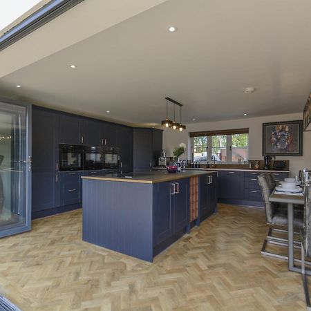 Ketley Vallens Telford Exterior photo