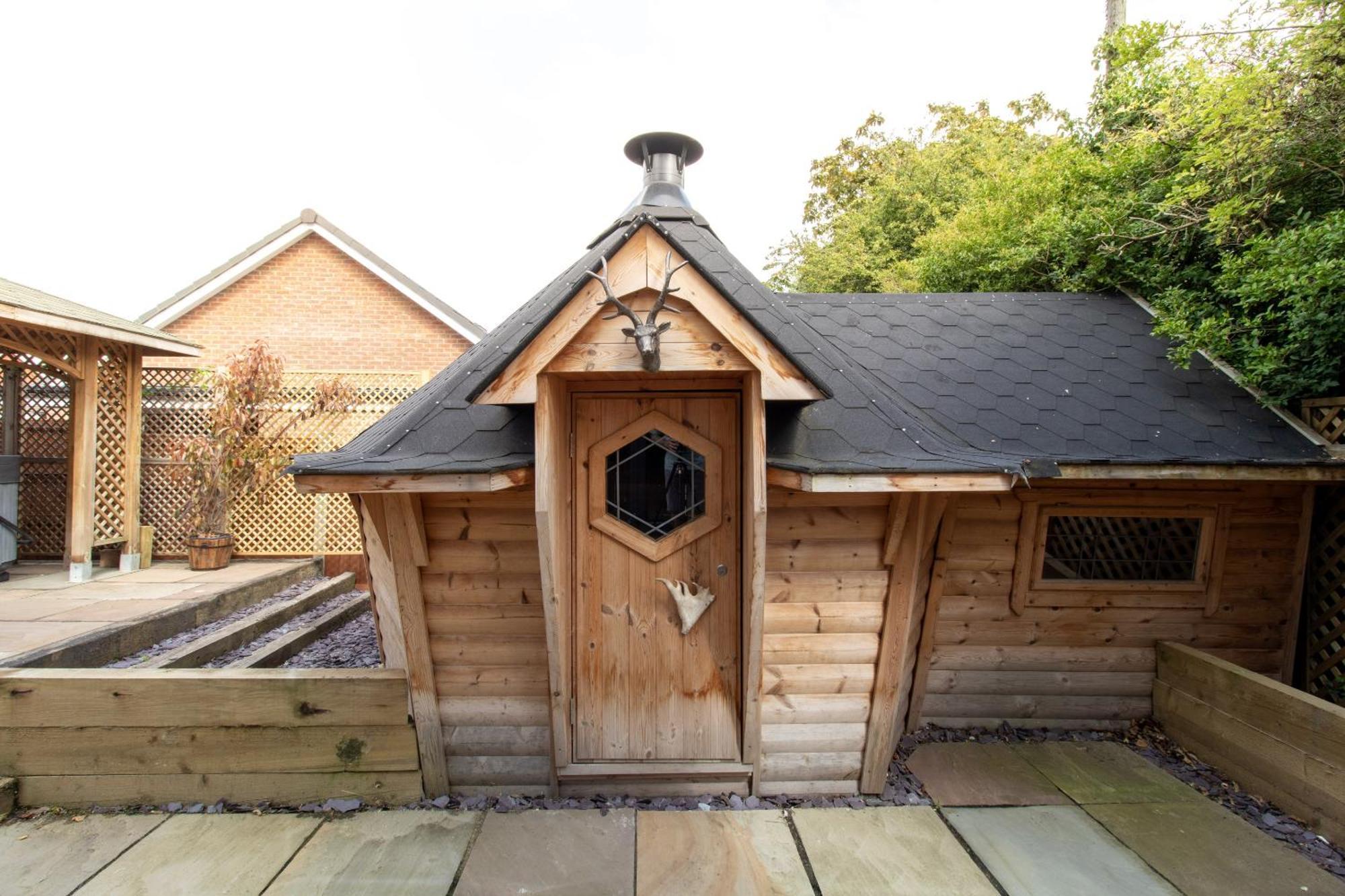 Ketley Vallens Telford Exterior photo